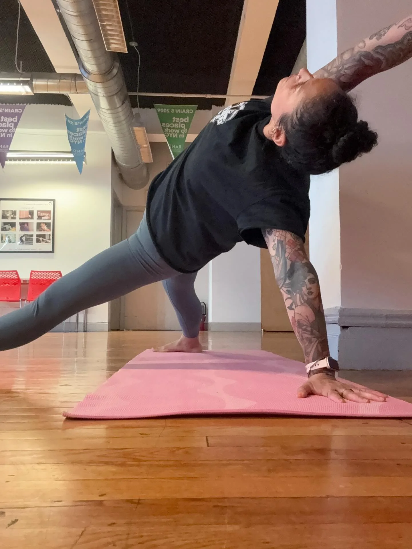 𝘝𝘺𝘶𝘵𝘵𝘩ā𝘯𝘢 can mean the distracted state of the mind, when our thoughts and senses create noise that keeps us from stillness. It can also mean the rising up and out of stasis, to emerge into clarity. ⁣
⁣
Practical applications of both states c