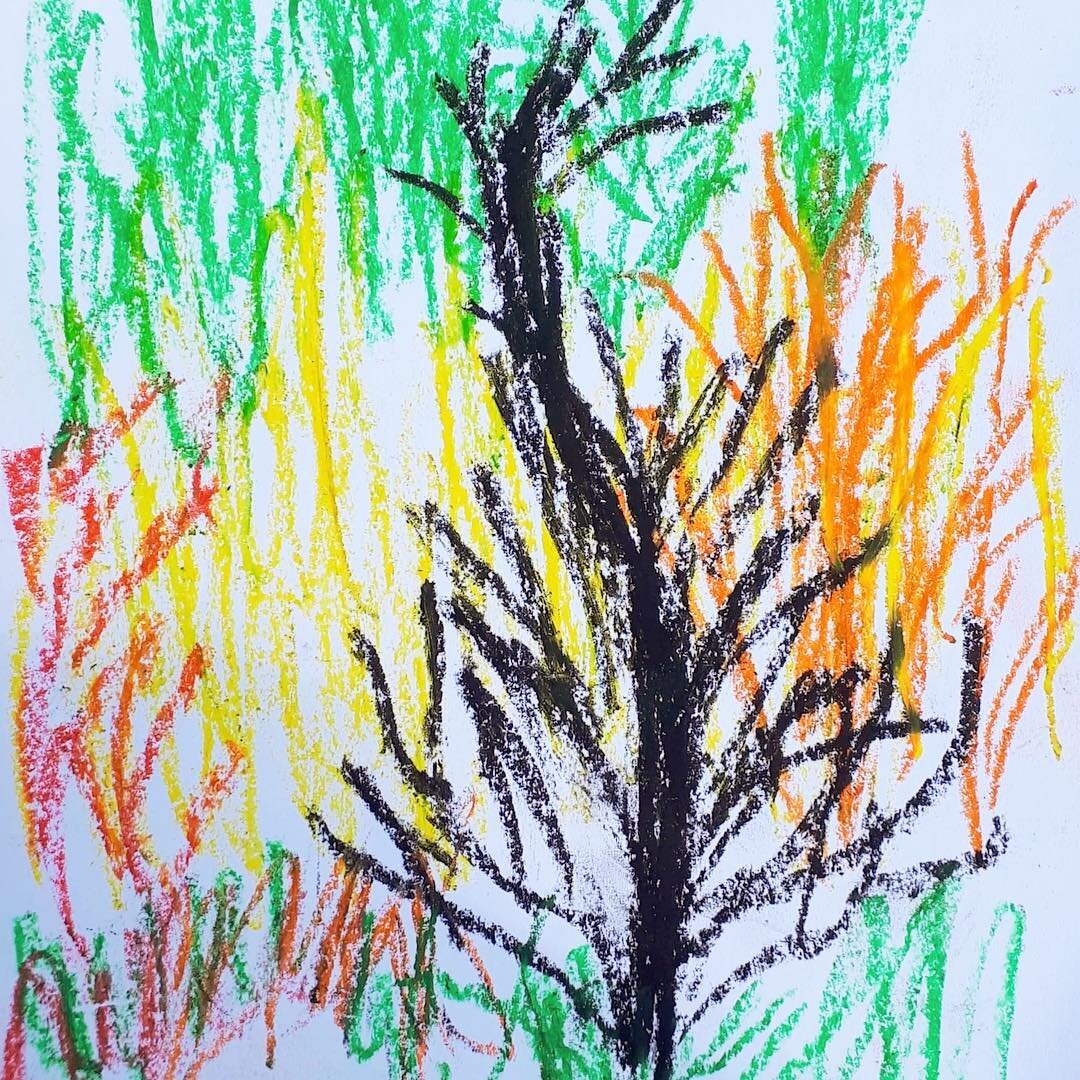 I think spring is coming alive- I love this expressive piece found at the #arkbench thank you so much for sharing. 💛💚🧡
.
. .
#artexchange #communityart #tree #expression #drawing #artshare #lakecountry
