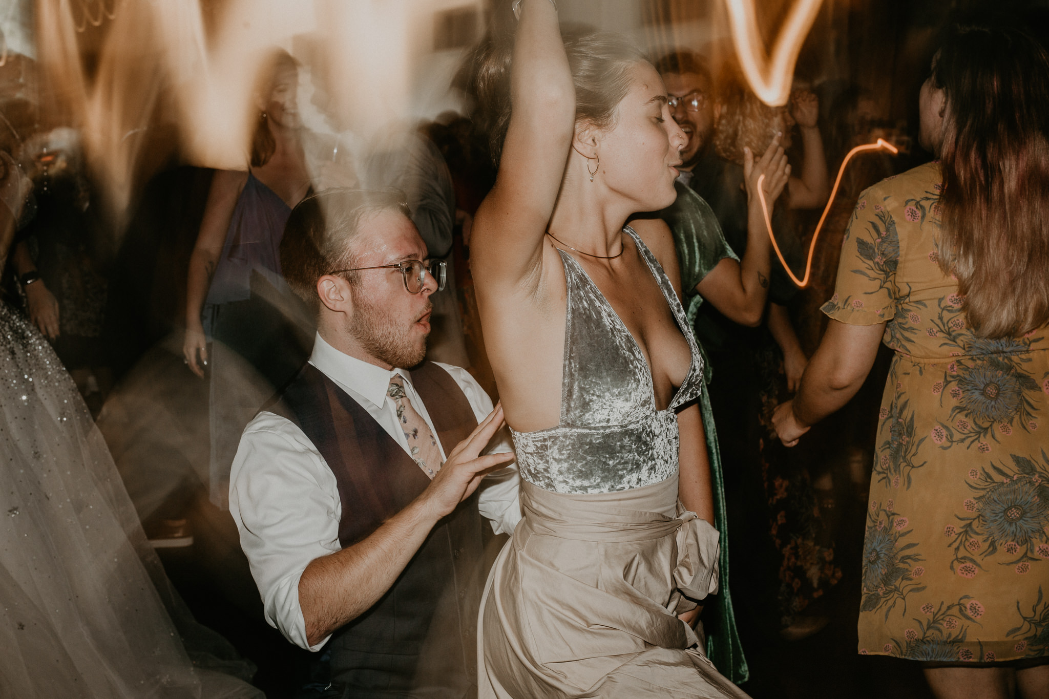 H+A_Hartford_Connecticut_RoseGarden_Wedding083.jpg