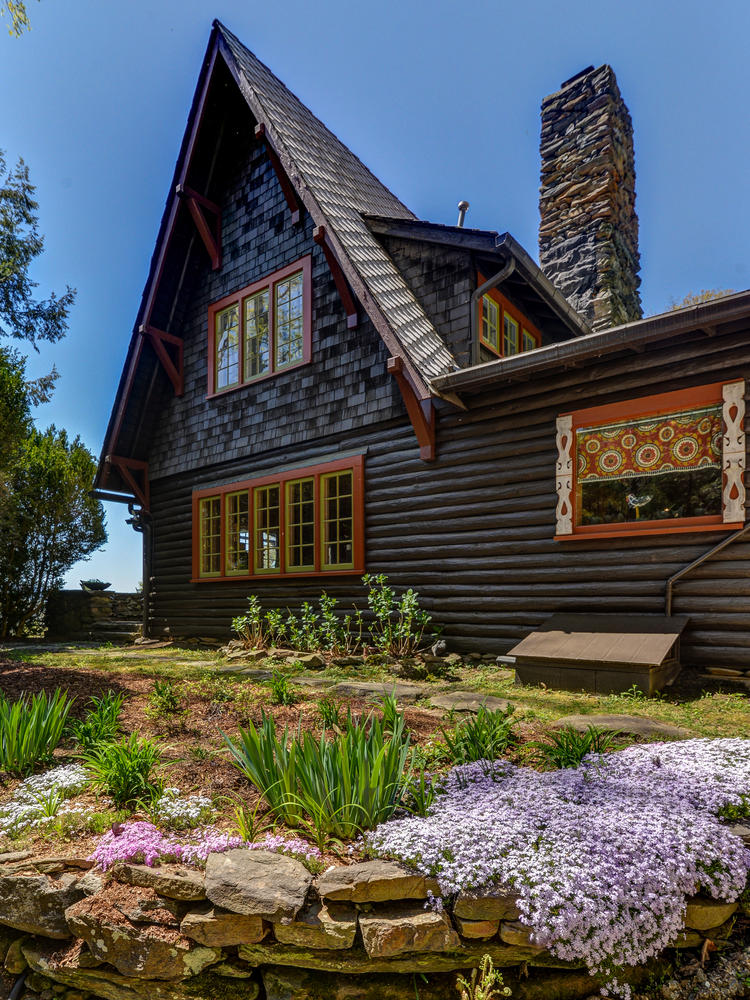 92 Flat Top Mountain Rd-large-057-52-92 Flat Top57-751x1000-72dpi.jpg
