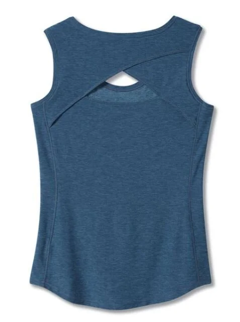 TECH TRAVEL REAR.JPG