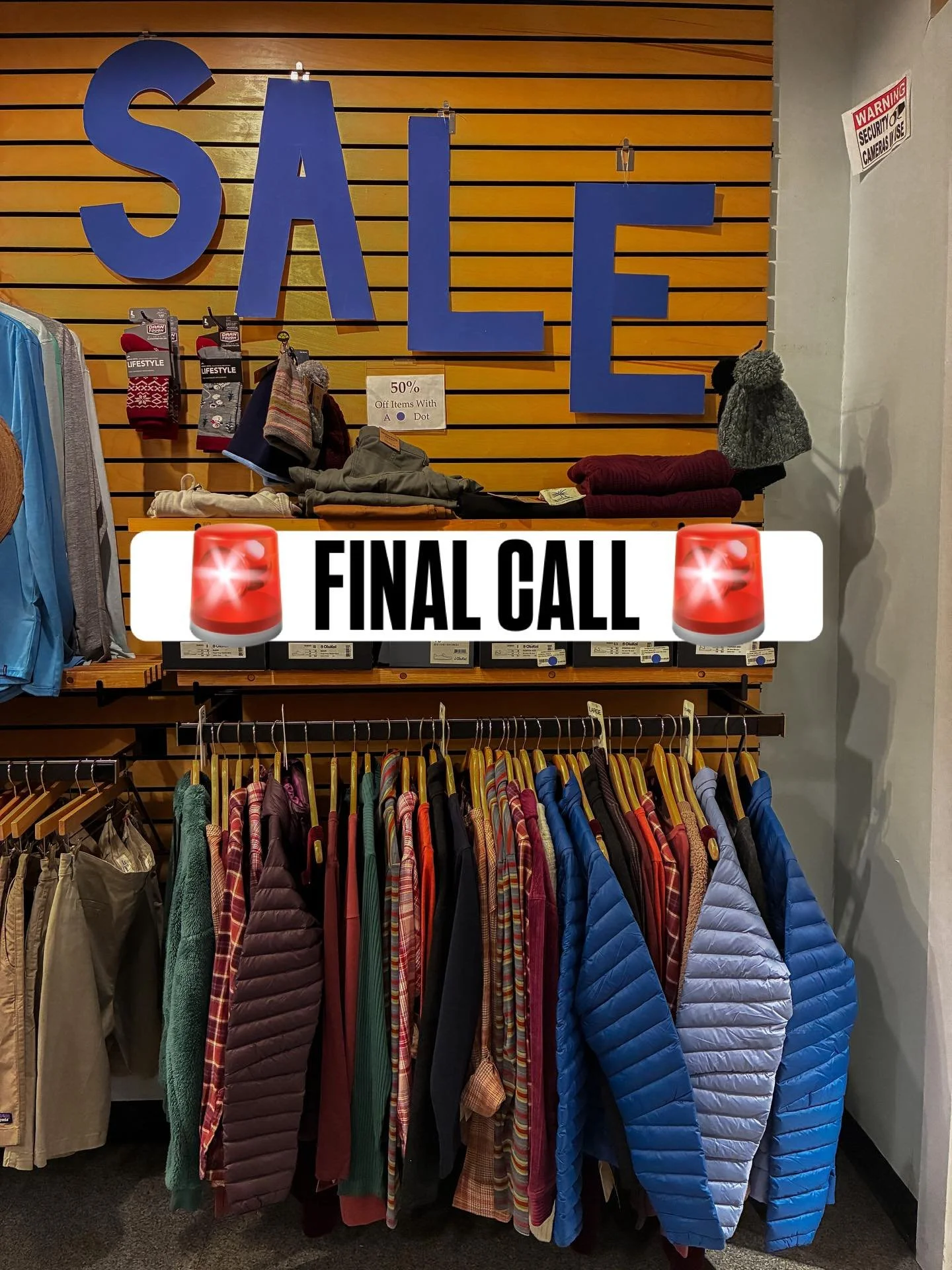 Our sale is ending soon! Come check out the collection before it&rsquo;s gone 😉

#marblehead #smallbusiness #shoplocal