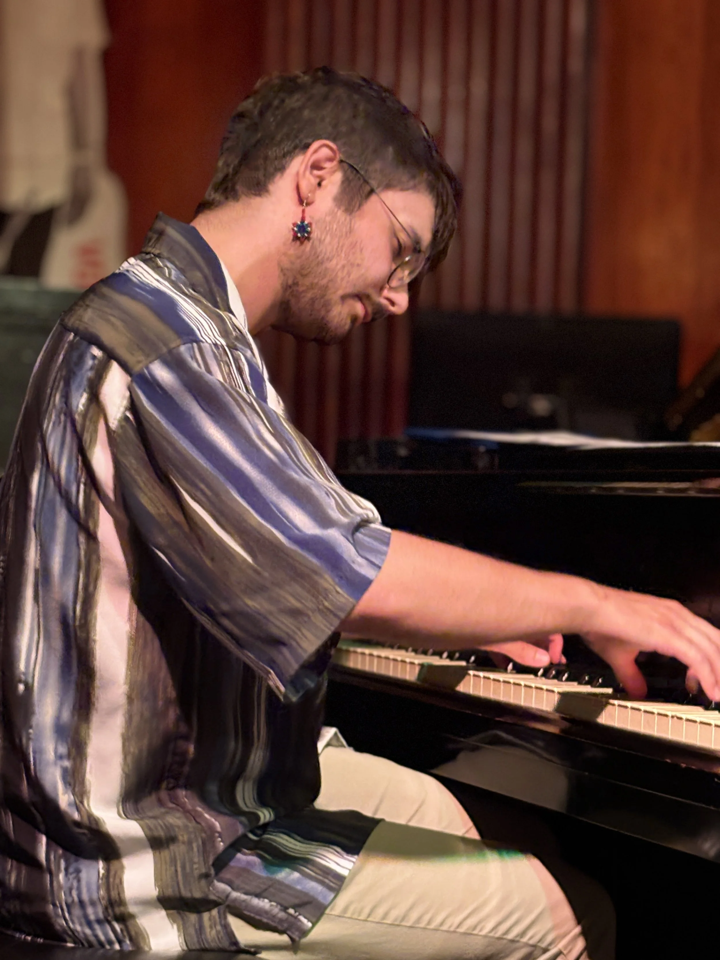 WesGMPiano.jpg