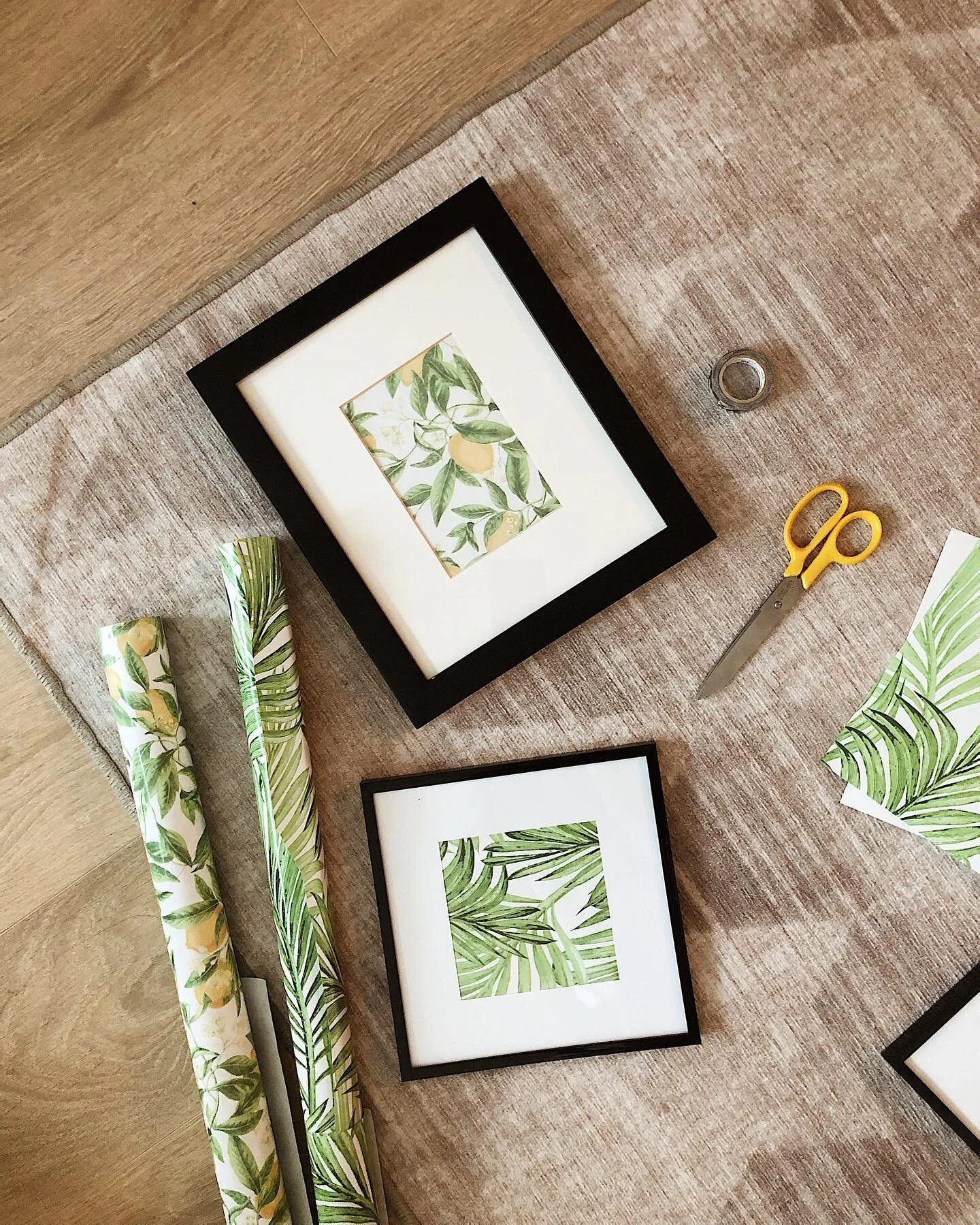 Super easy (and affordable) way to dress up your walls with &ldquo;art&rdquo; you already have at home - ideas up on the blog ! ✨link in bio ✨