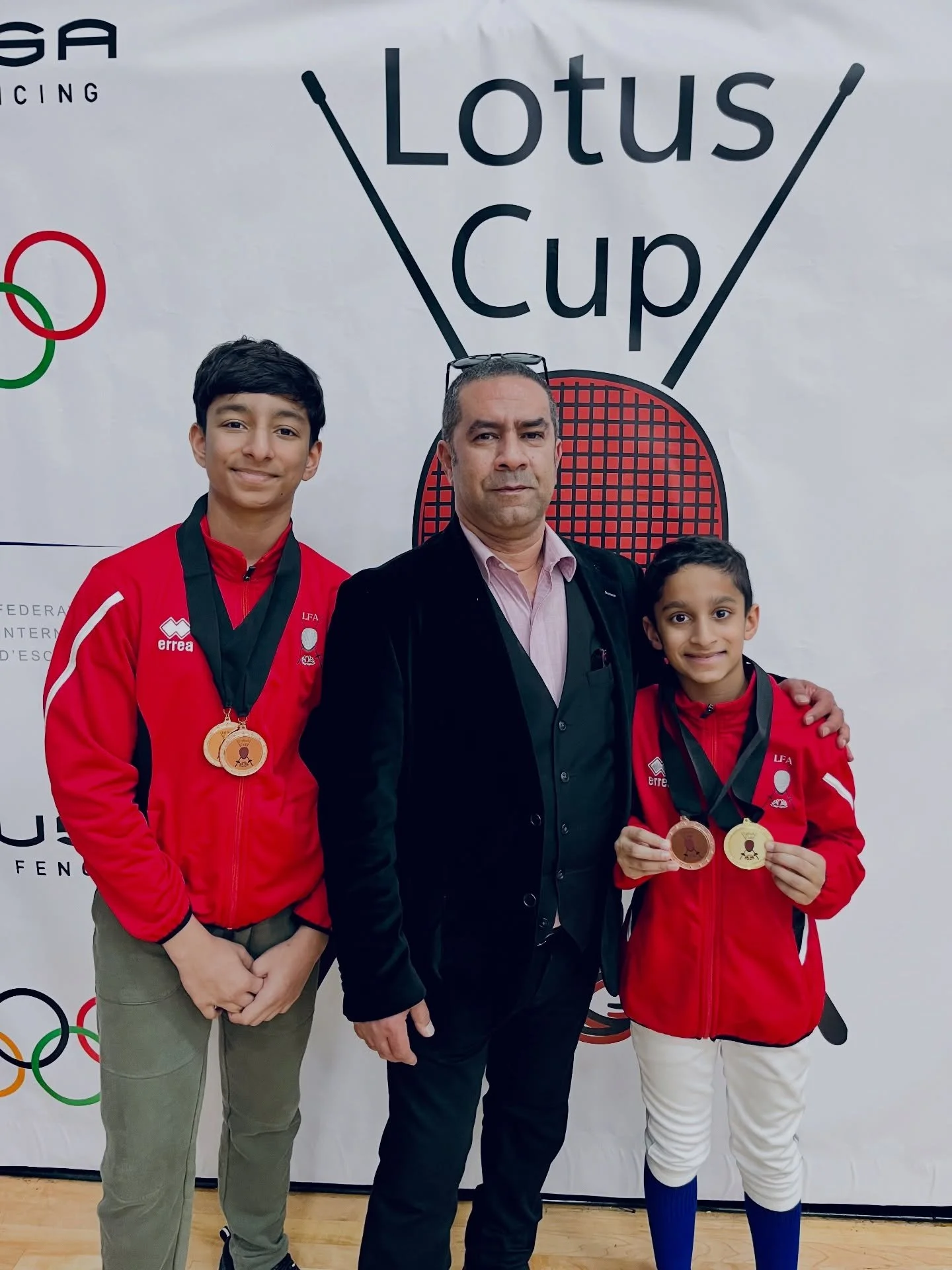 A huge, well-deserved shoutout to the incredible Nemi brothers for absolutely crushing it this weekend! Their dedication paid off with an amazing haul of medals and top finishes:
&bull; Vin Nemi: Earned 5th place in Cadet Men&rsquo;s Foil and clinche