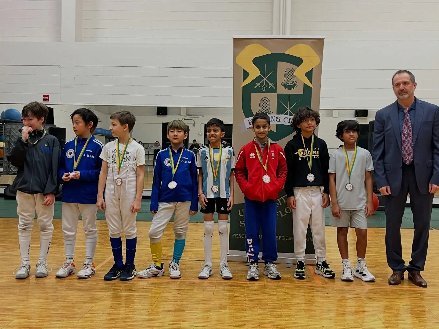 Big moves in Tampa! 🤺 Congratulations to Jai Nemi for taking 6th Place in Y10 at the Green &amp; Gold RYC! The hard work is paying off and the podium looks good on you. Keep that momentum going! 🏆#Fencing #FencingLife #Esgrima #Escrime
#foilfencing