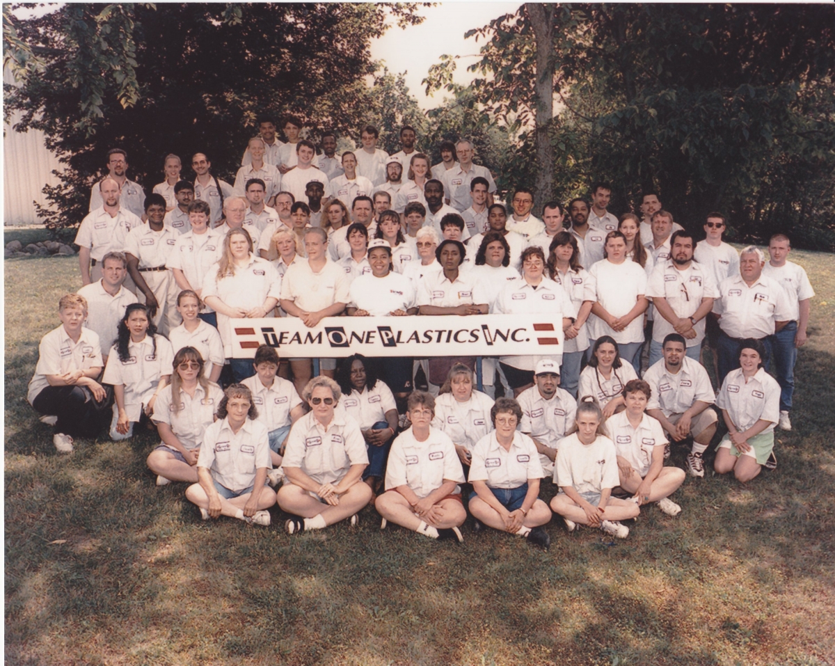 Team 1 Plastics celebrates rolling out Open Book Management in 1999. Photo courtesy of Team 1 Plastics.