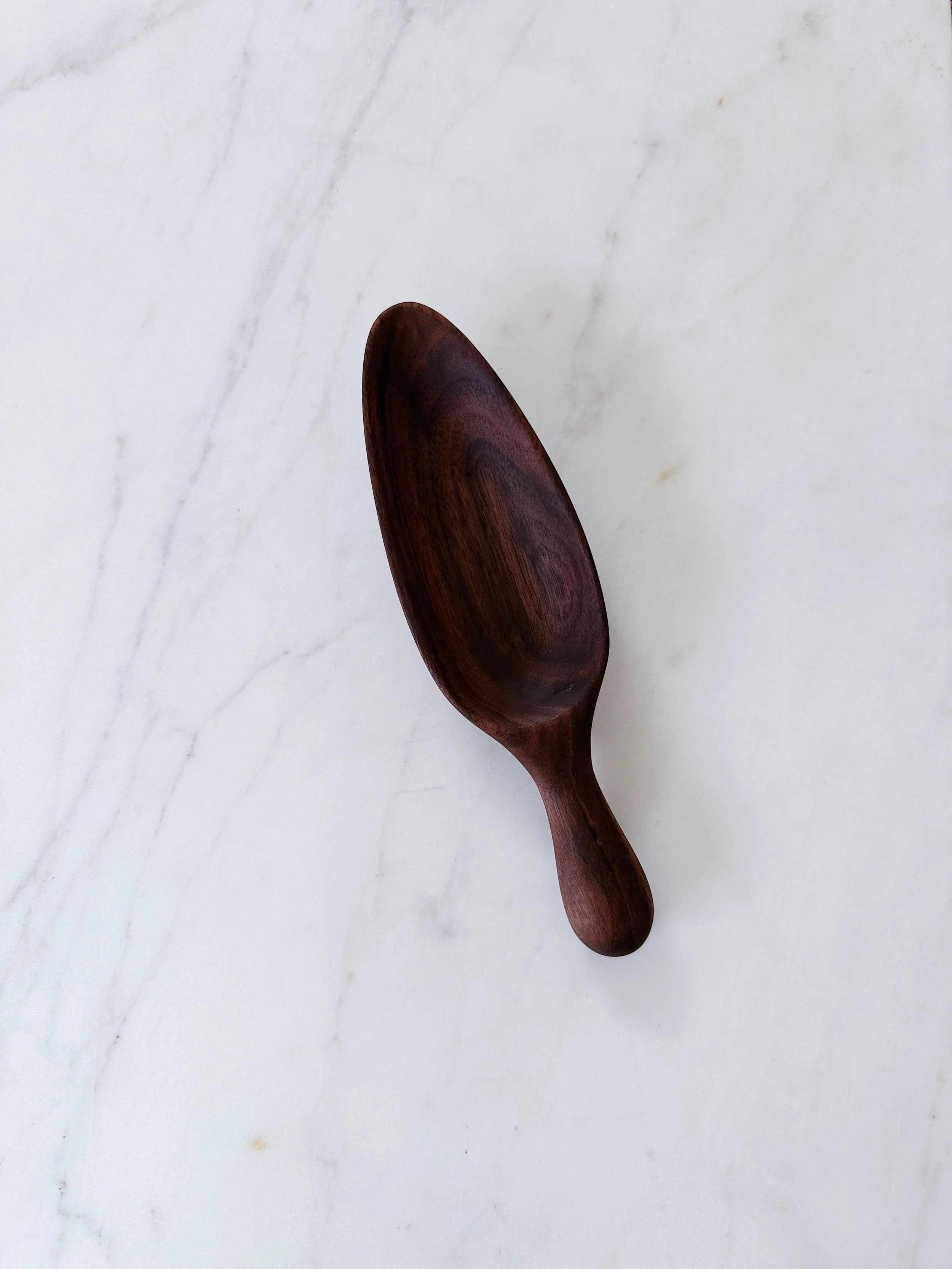 Walnut Scoop