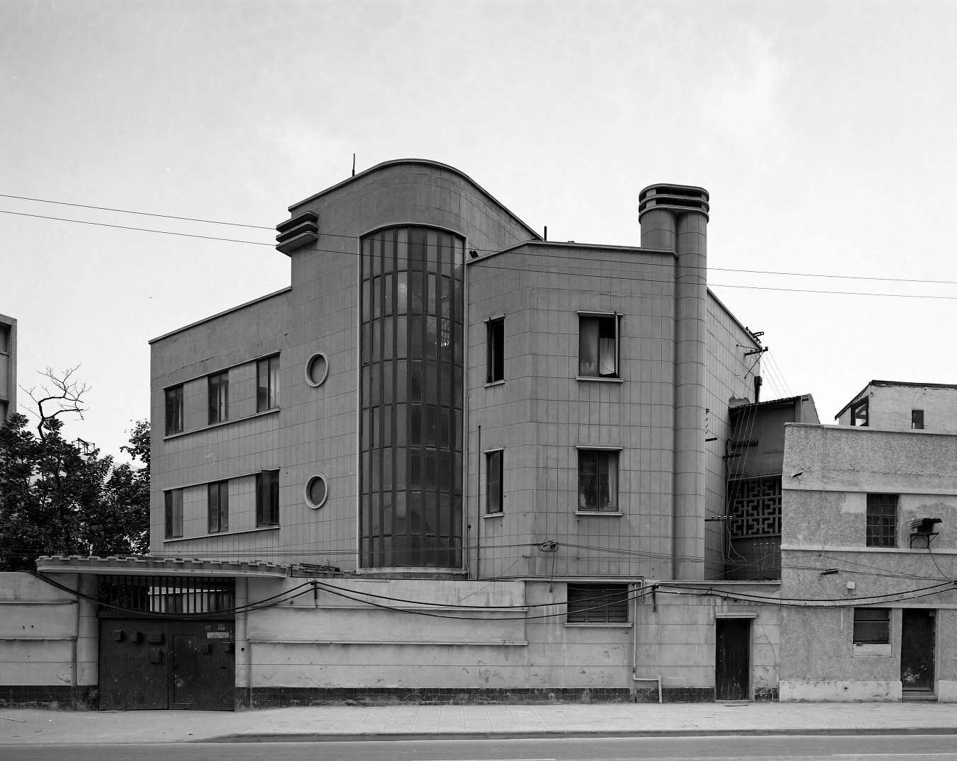 An apartment building