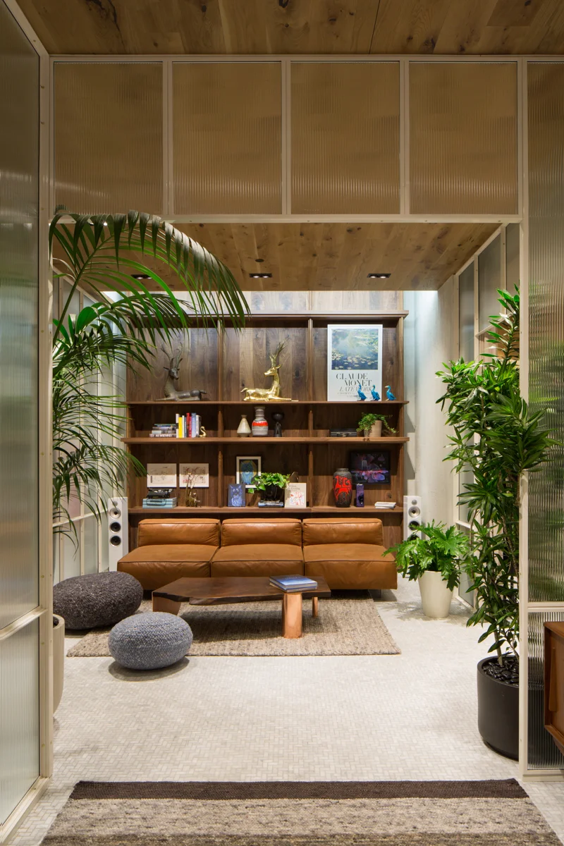 Aritzia - South Coast Plaza