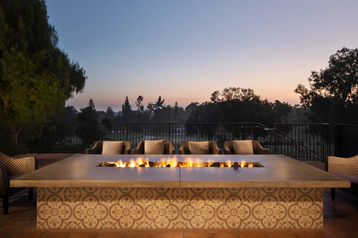 Virginia Country Club | Cigar & Bar Lounge | Long Beach, CA