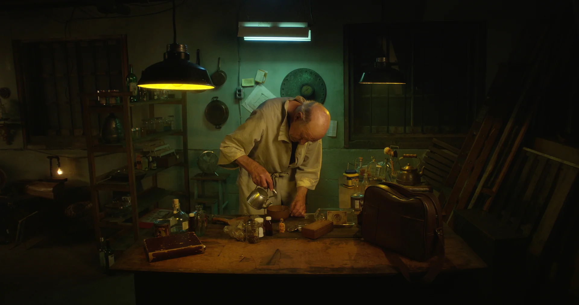 The Seahorse Trainer - dir. Ricardo Bonisoli & Babak Bina