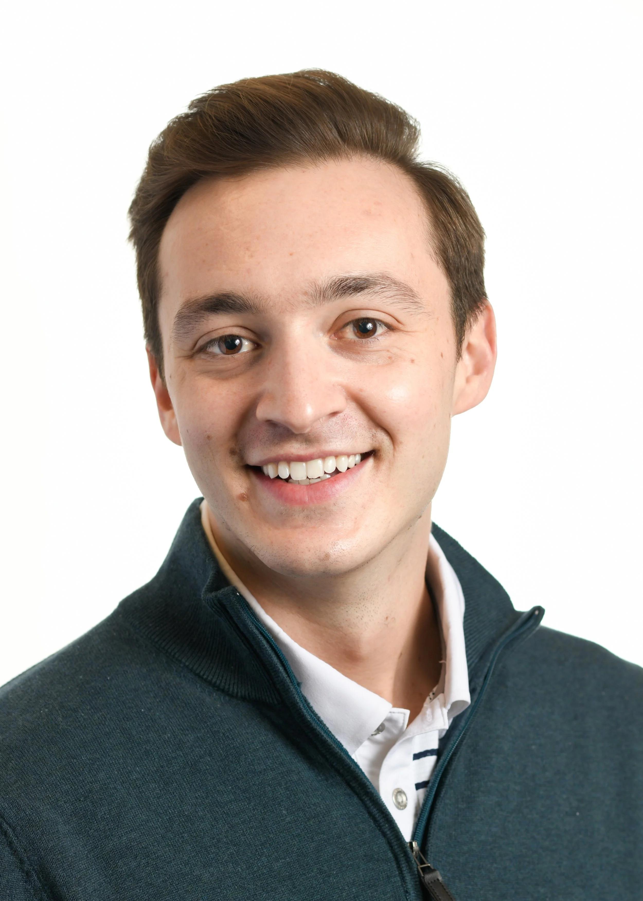 Headshot_11.jpg