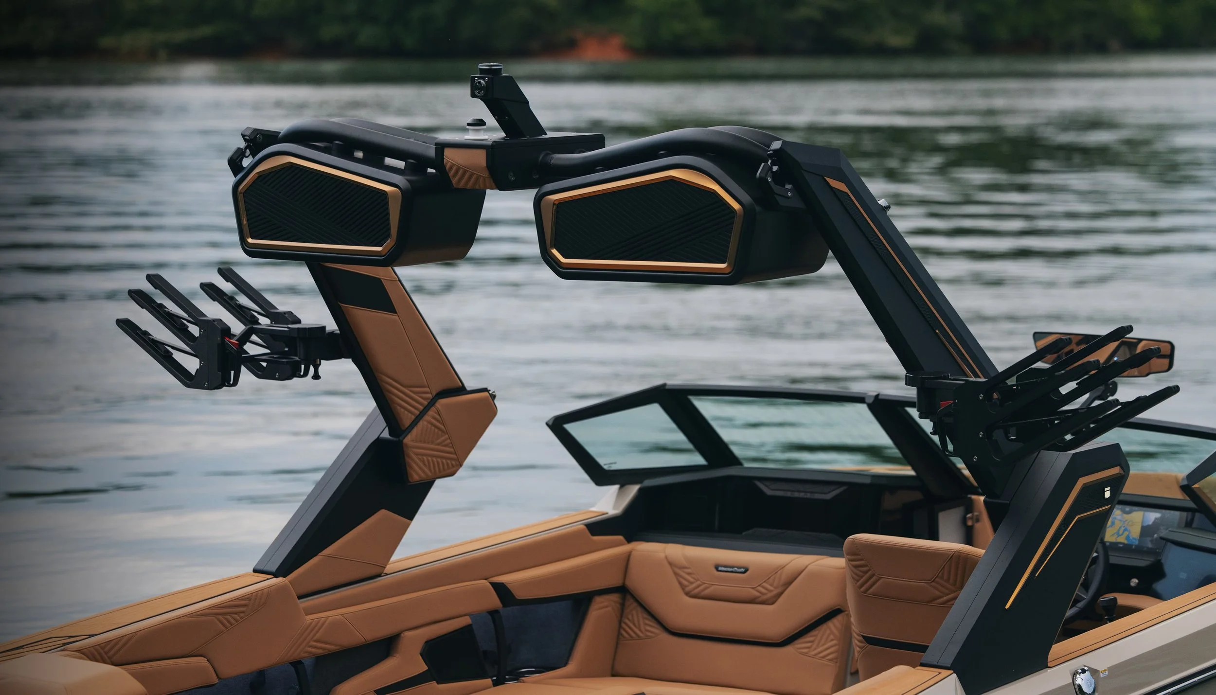 MASTERCRAFT X-STAR TOWER