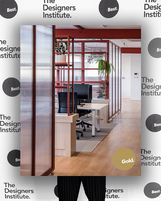 Ecstatic to have the Crimson Education Office recognised with a Gold Pin at the DINZ Best Awards over the weekend 😊
-
#CrimsonEducation #BestDesignAwards