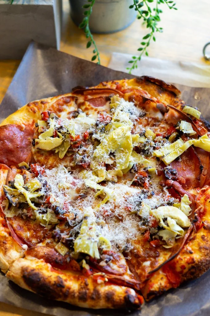 Cravings Bistro