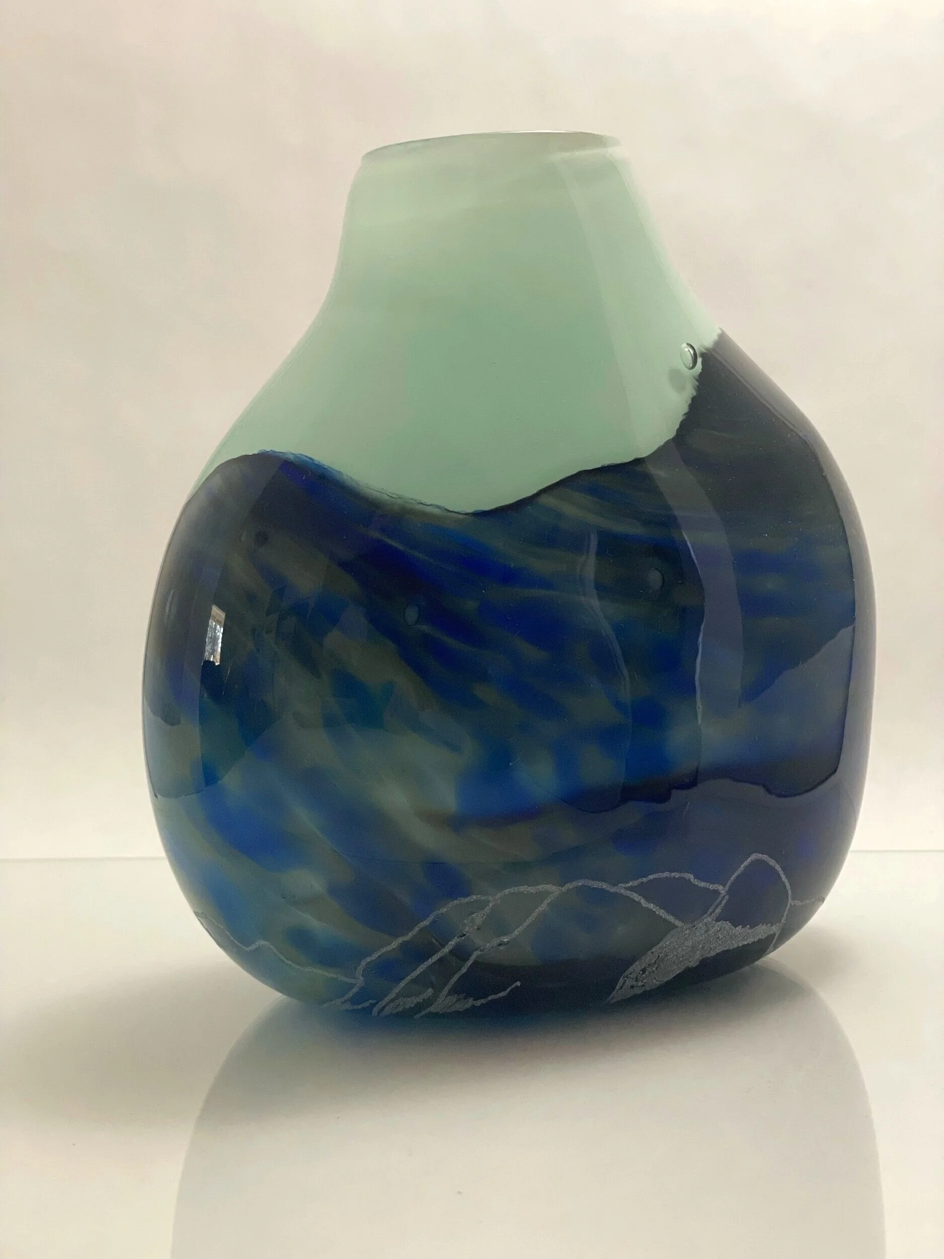 4A297C2C-2094-454B-97B7-4AA5AE511E7B