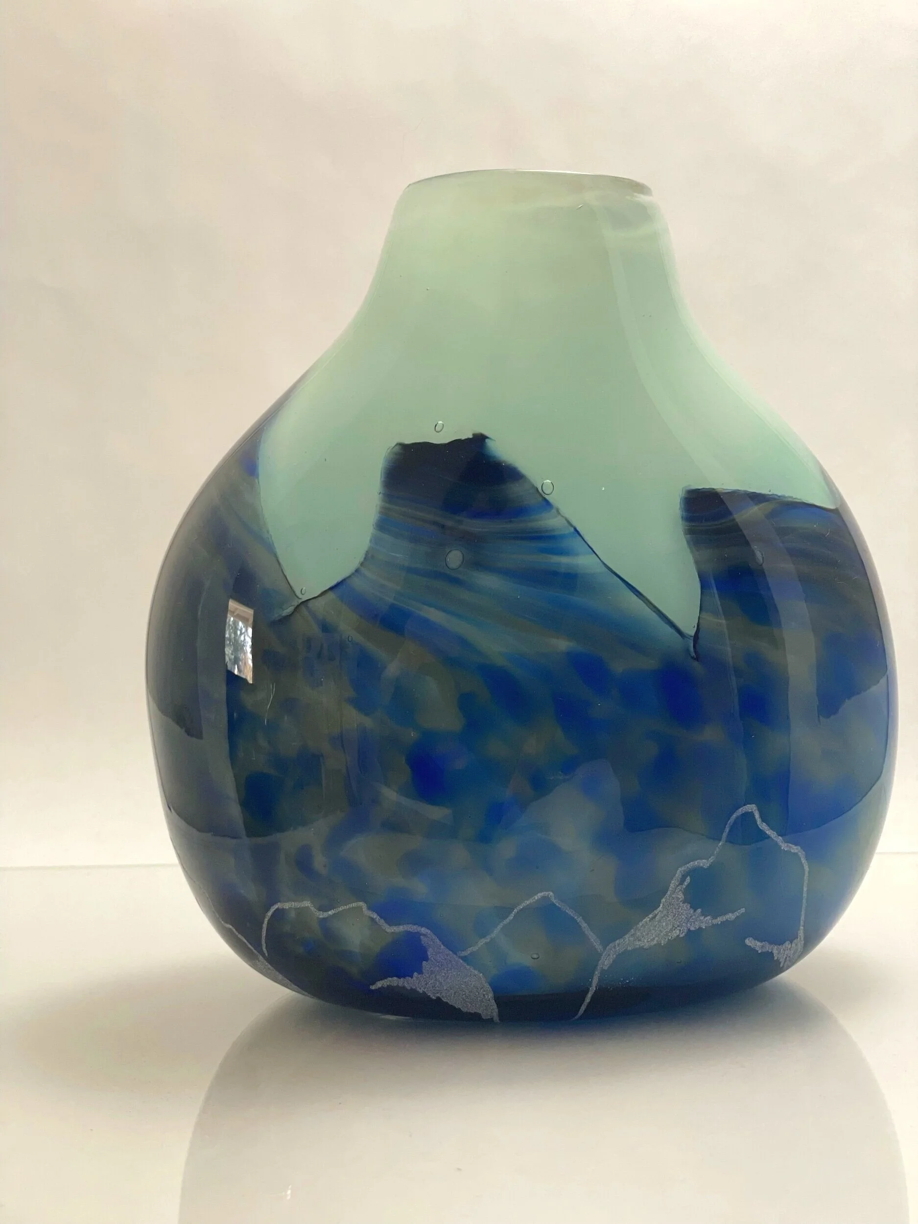 FF35045C-01A0-43F4-AEB4-95095C71960A