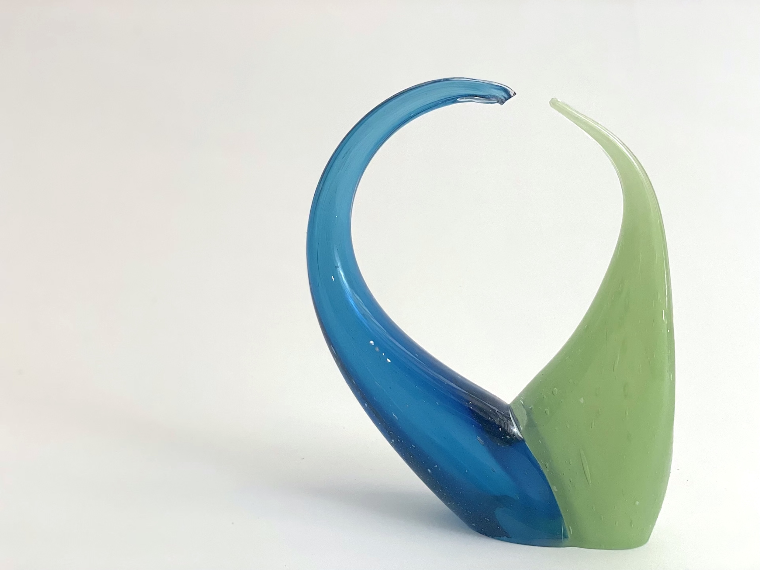 RachelEscoe,TwoWorldsThreshold,2025,Glass,9"x7"x1.5",382.png