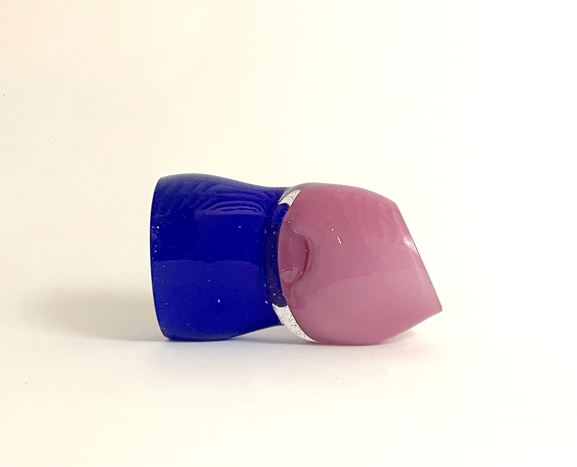 RachelEscoe,TwoWorlds,2025,Glass,6"x10"x2",312.png