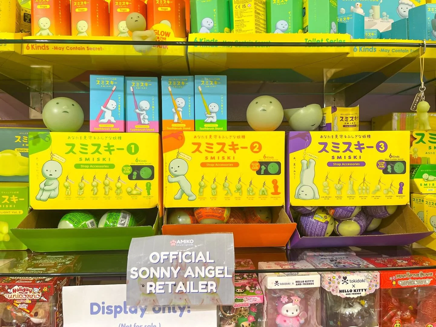 💚SMISKI STRAPS AT AMIKO💚

You can now find all 3 versions of the @smiski_usa strap accessories at @amikosf in San Francisco&rsquo;s Japantown! 

Definitely stop by their store asap to grab these super cute accessories before they sell out! ✨As alwa