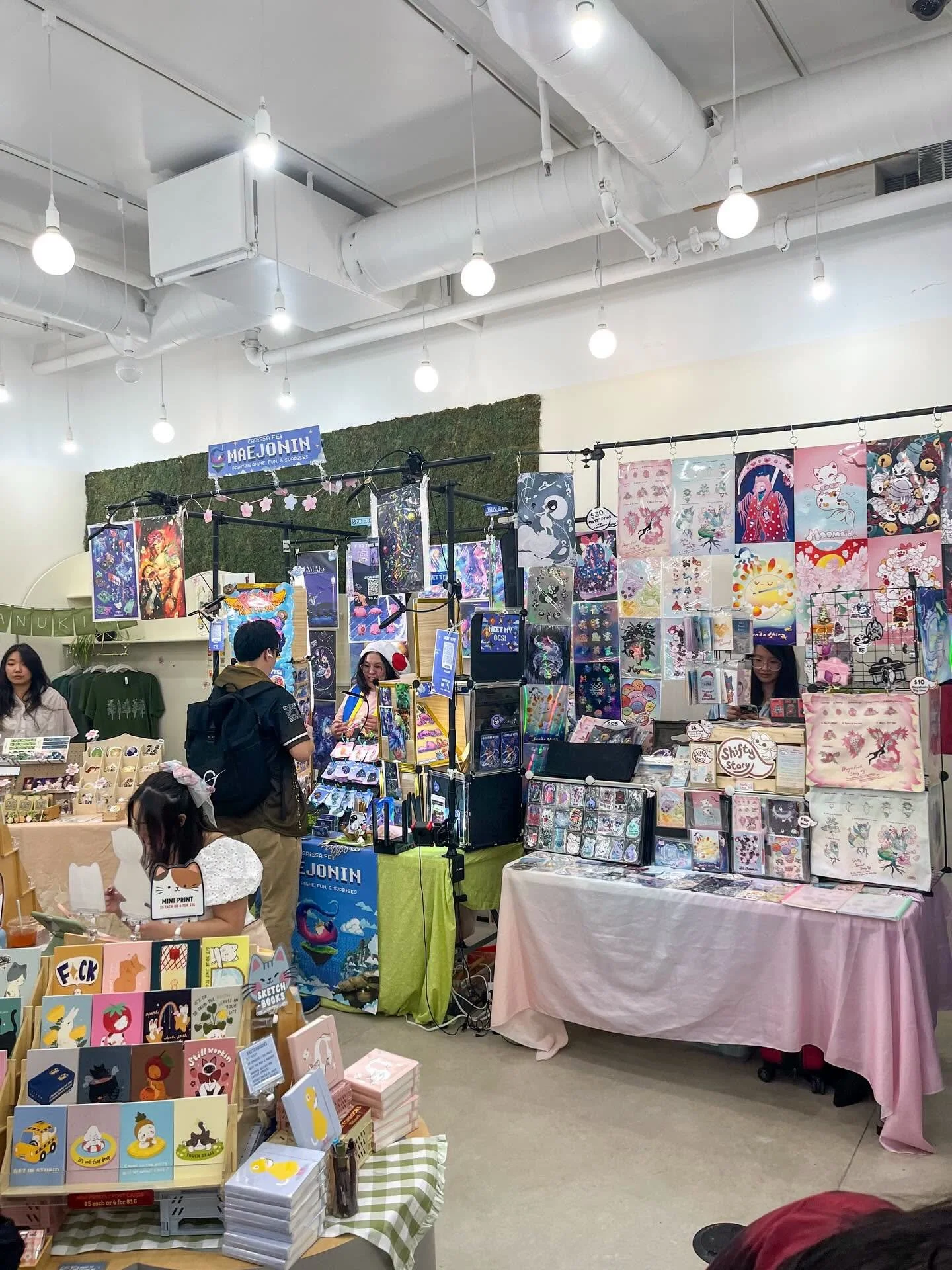 Last weekend for the Cherry Blossom Pop Up Marketplace hosted by @bestboysf ! 🌸

Today (4/18) &amp; tomorrow (4/19) are the final days of the  Cherry Blossom Festival Pop-Up Marketplace inside @newpeoplesf ! 

Make sure to visit them while you&rsquo