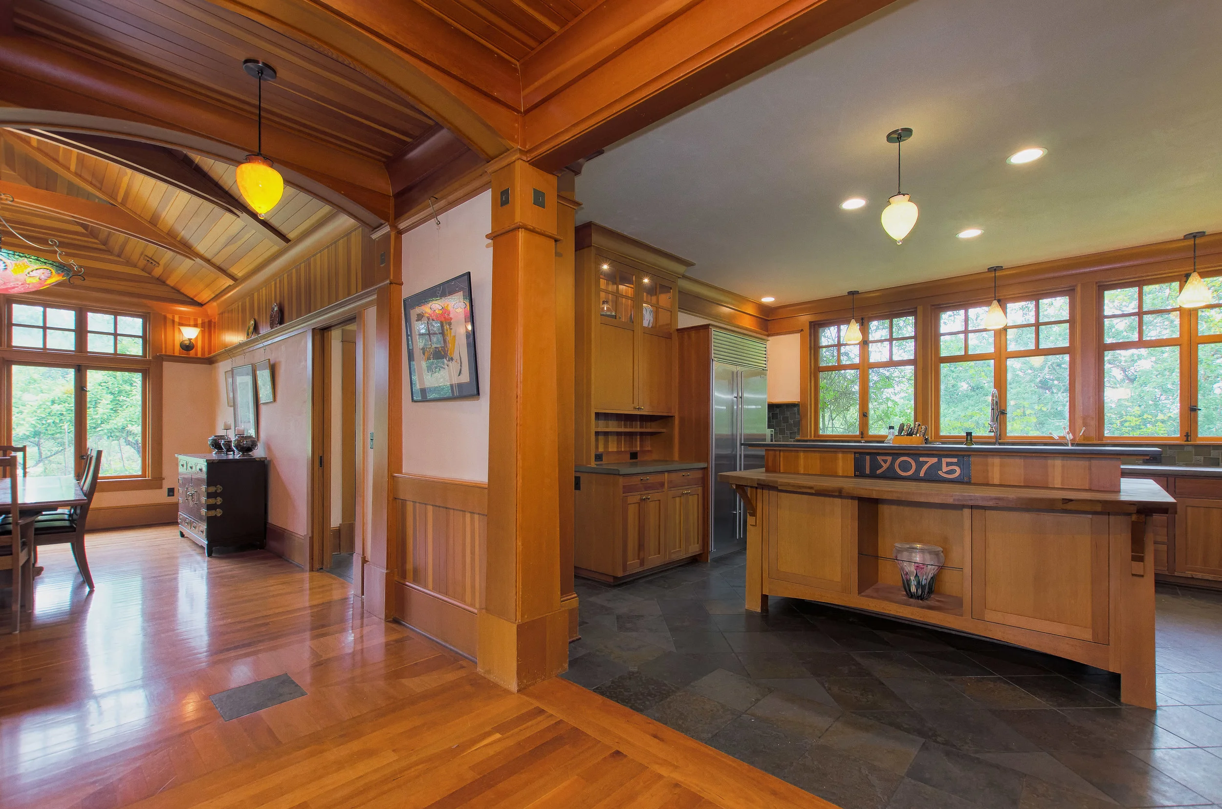 017_14-Kitchen.jpg