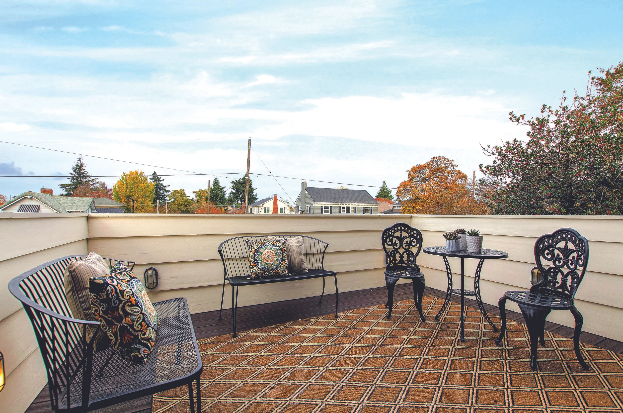 033_1-Master Balcony.jpg