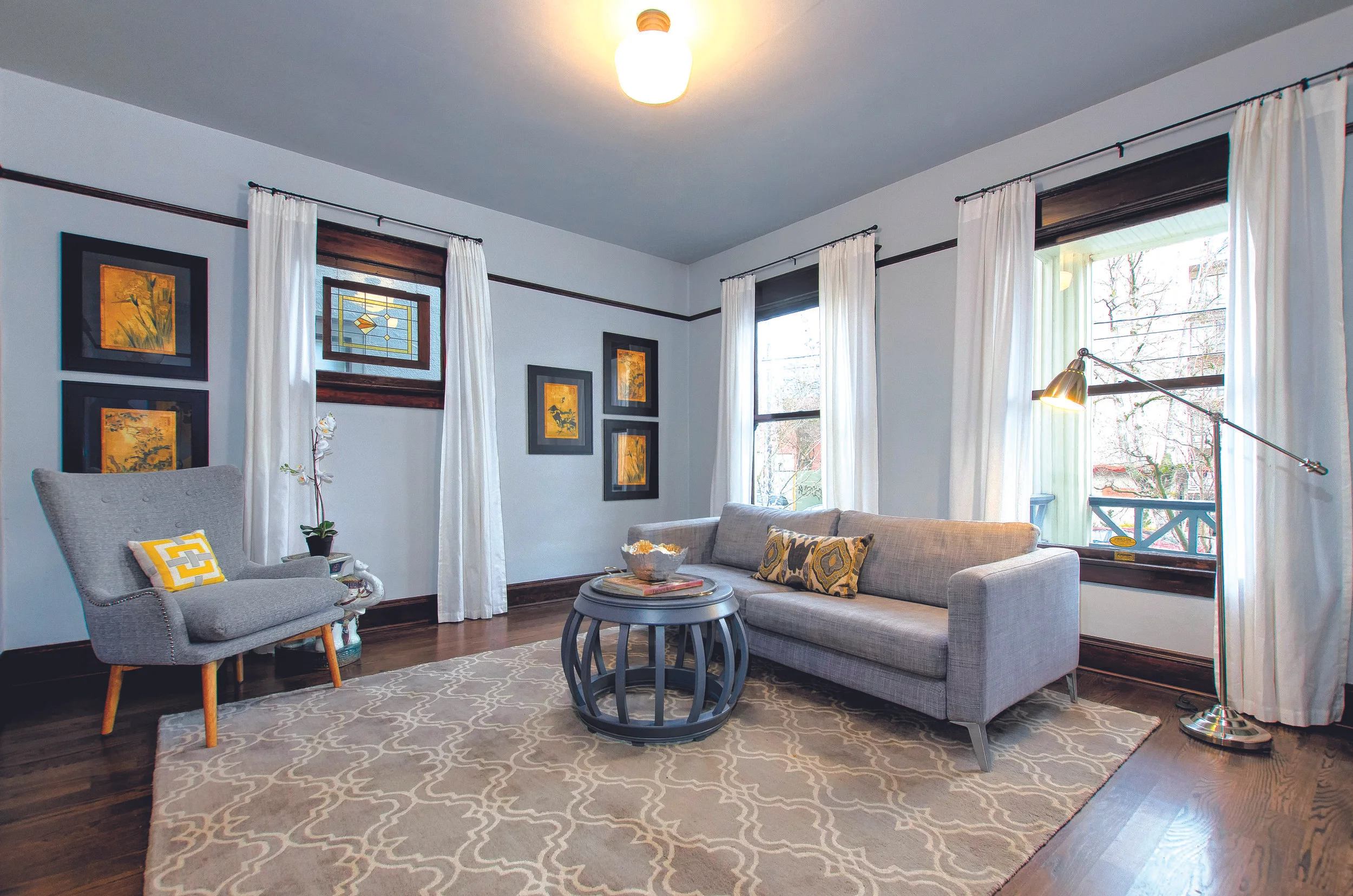 006_6-Living Room.jpg