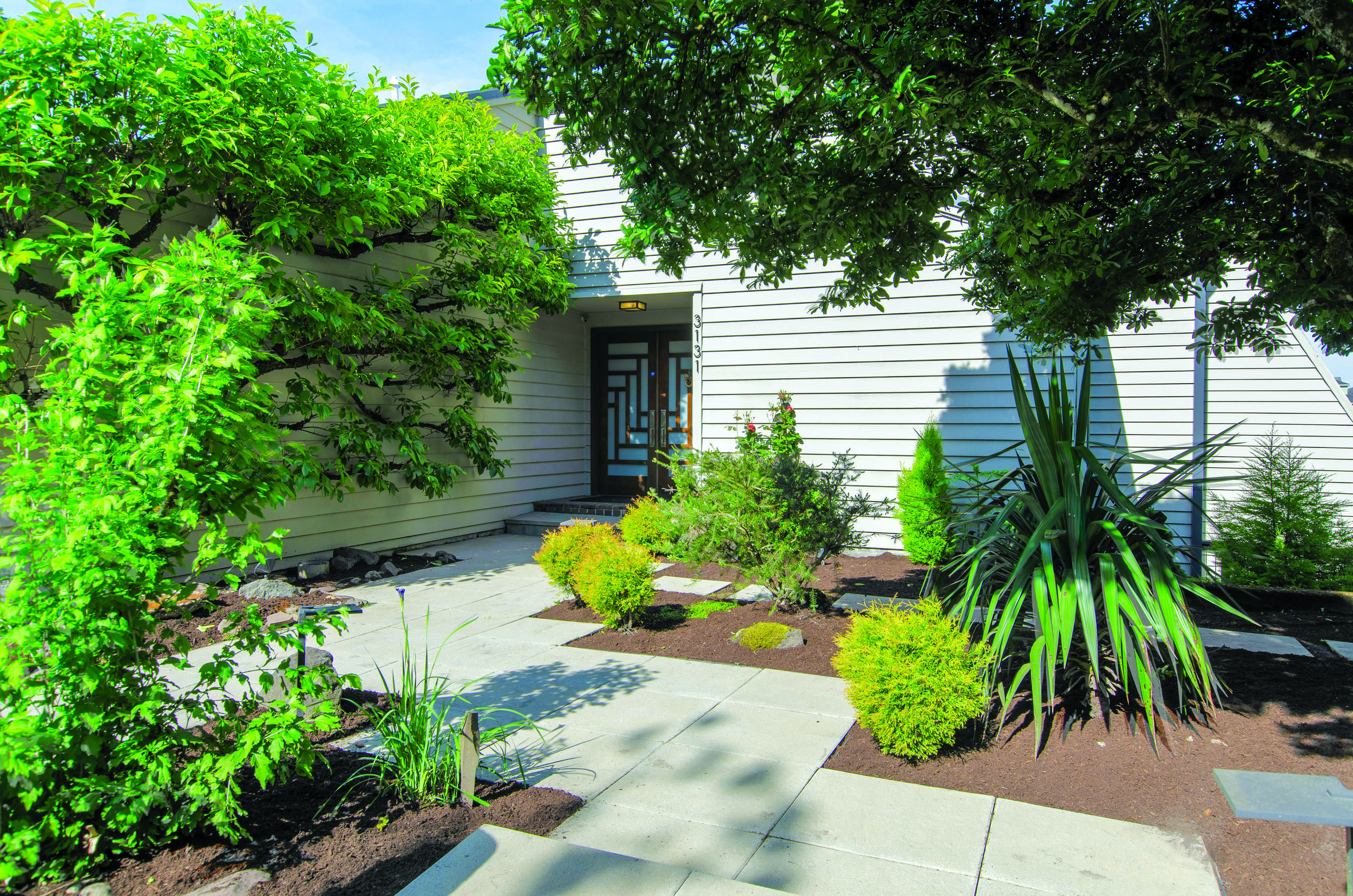 002_2-Walkway.jpg
