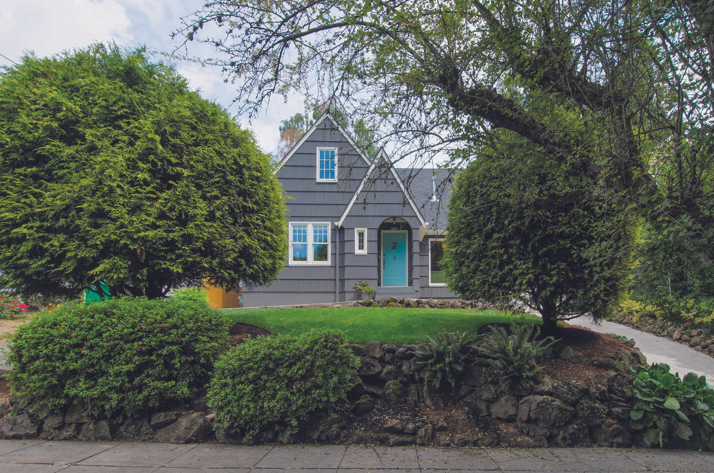 Enchanted living in Laurelhurst!