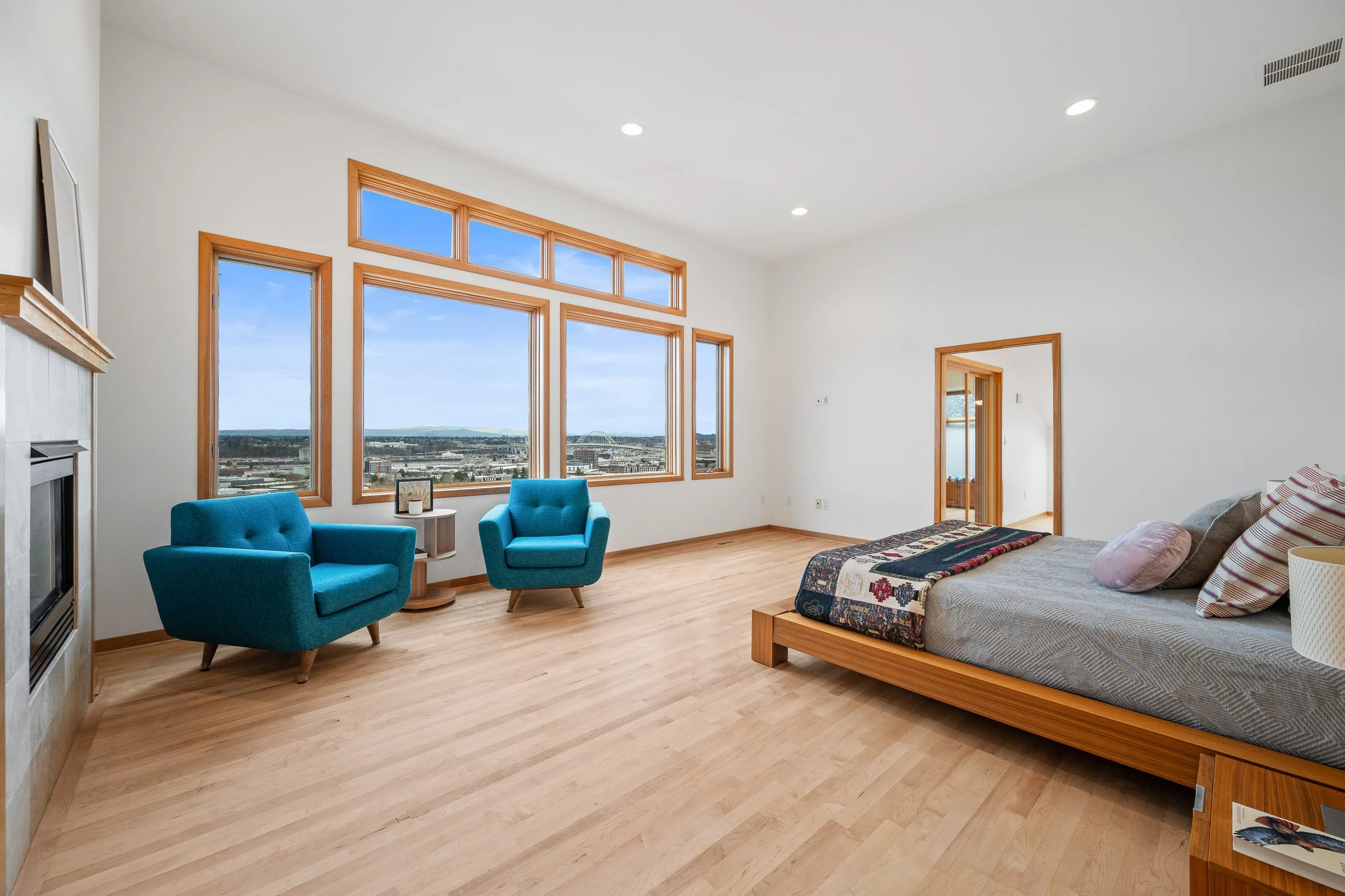 36-36 Primary Bedroom.jpg