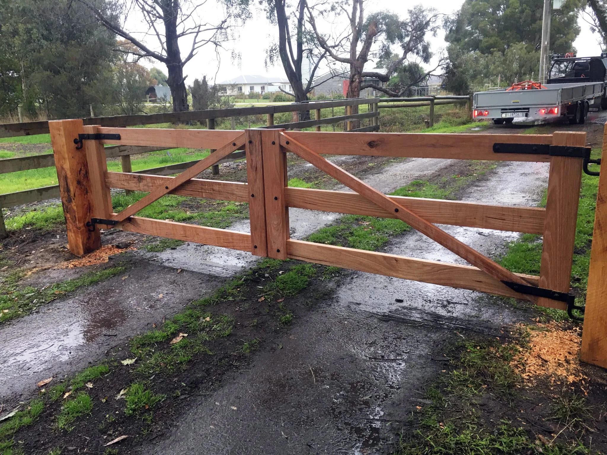 Rail Style Gates | Rail Fence Gate - Gippsland Timber Gates