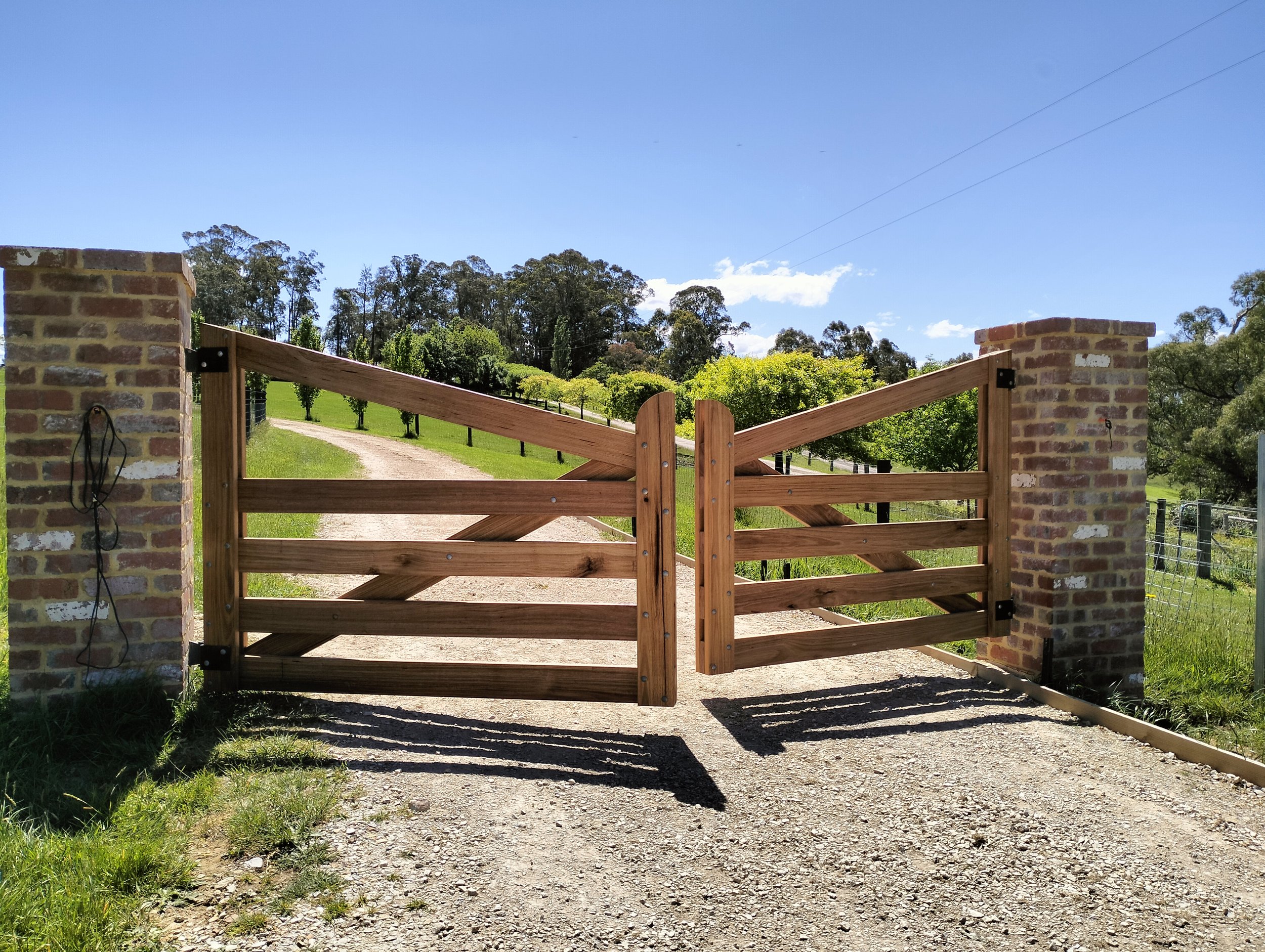 Timber Gates Custom Made Tall Country Stockman.jpg