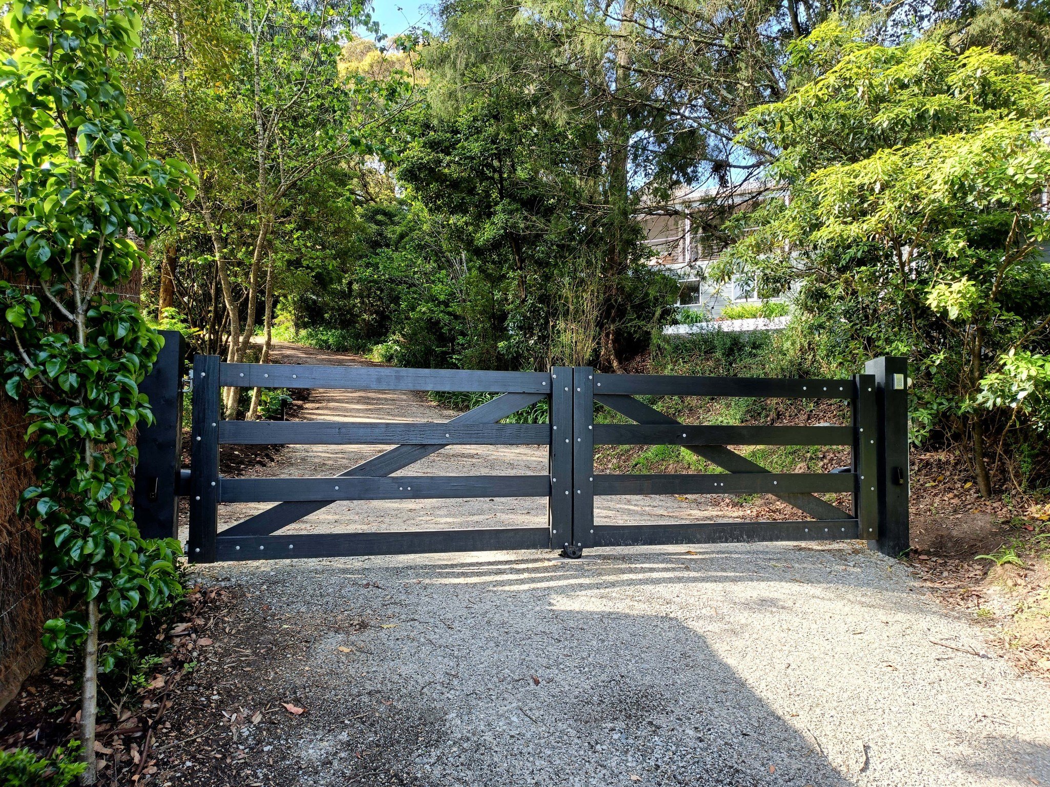 Another project from 2025 ✨

A custom set of gates in our Granges design, complete with automation, installed in Metung.
This system features full access control including remotes, keypad, exit puck and phone entry, all powered on low voltage to suit