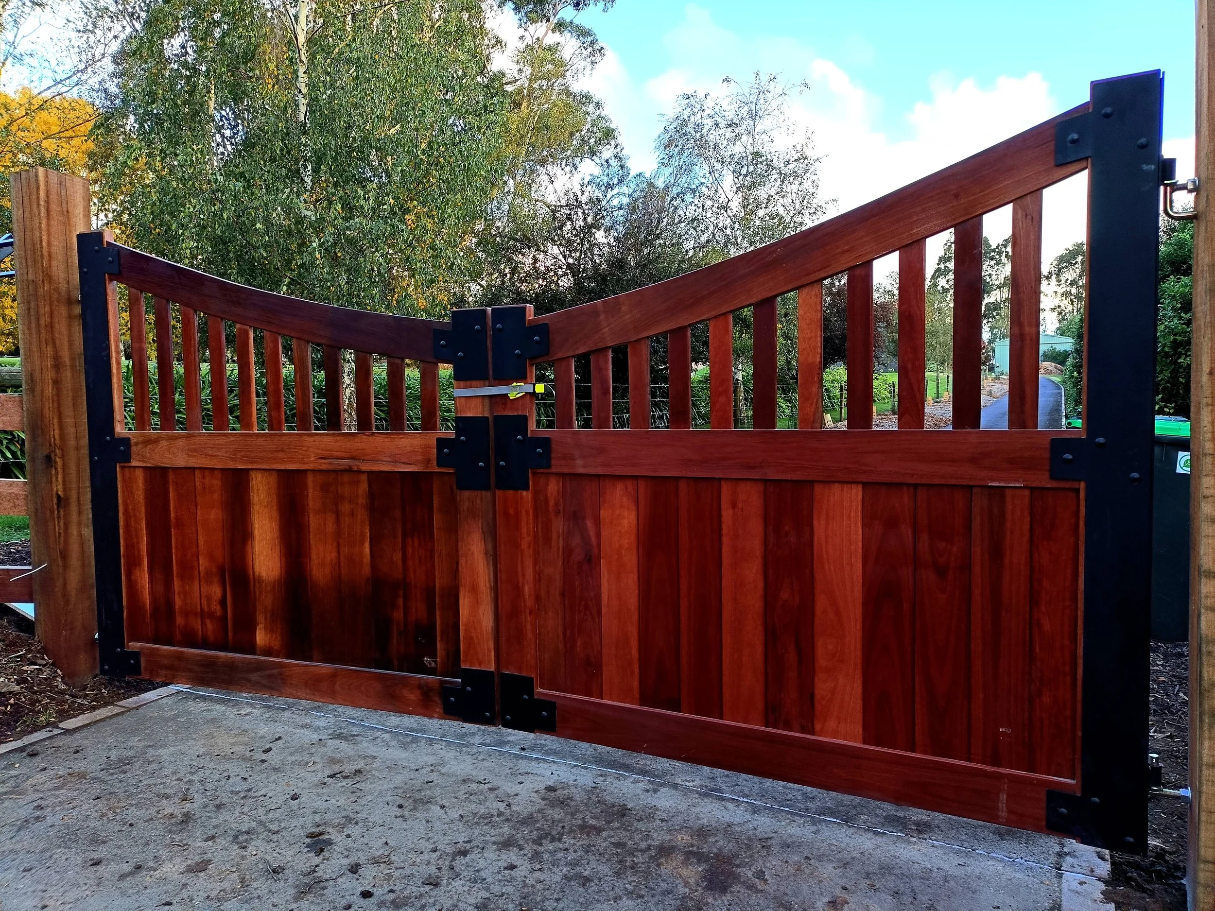 Ironbark Double Front Entrance Gates Statement Piece.jpg