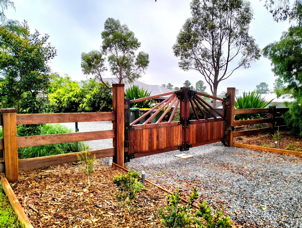 Post and Rail, Timber Gates and Automation - Gippsland Timber Gates