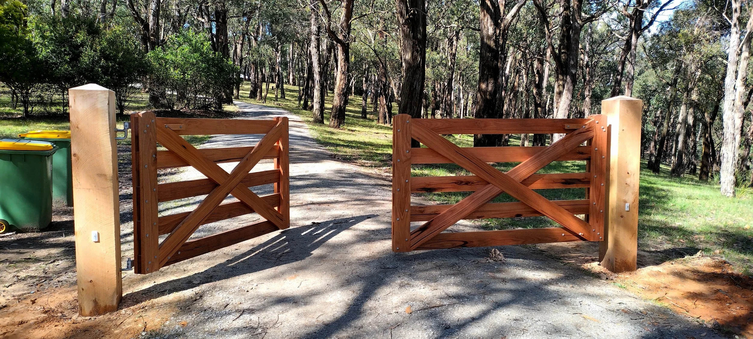 Timber Cross Brace Gates