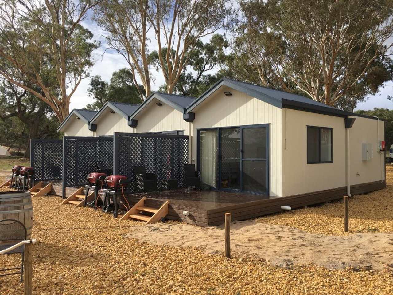 cabins_done_191.jpg