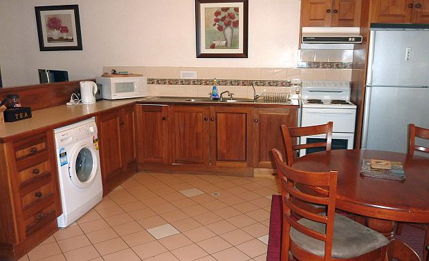 Bank Kitchen.jpg