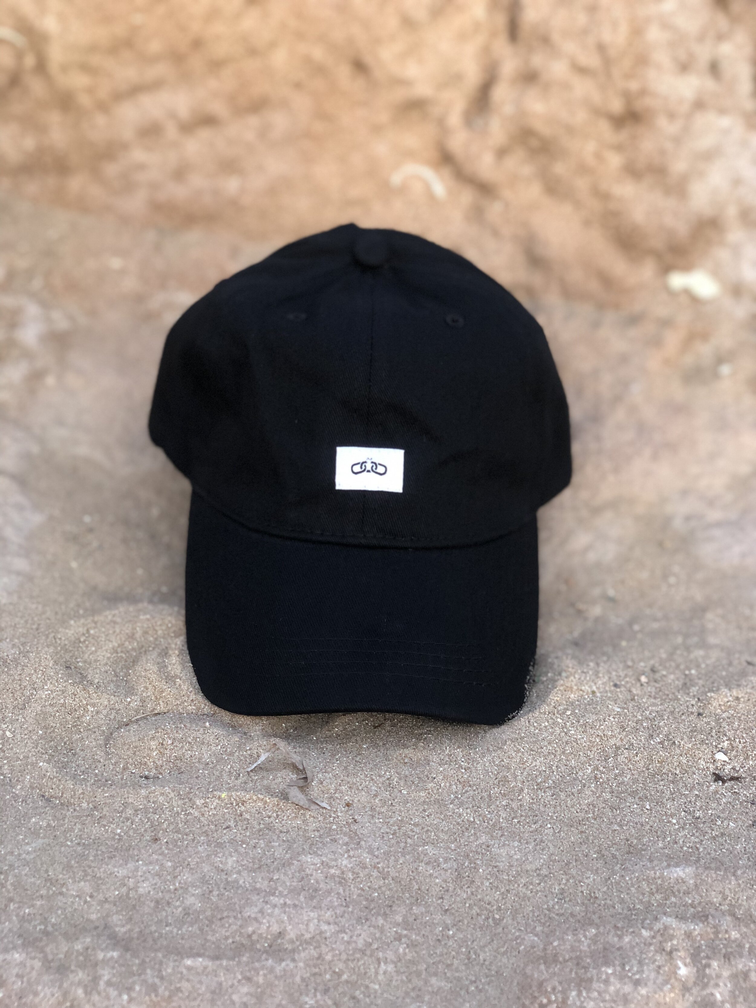 indomito_black_hat.jpg