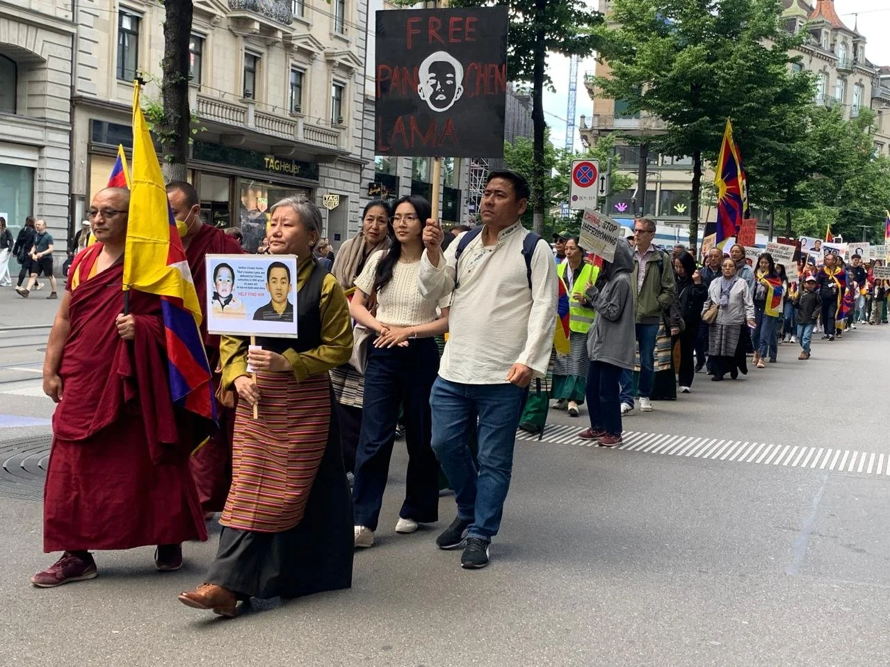 Panchen Lama - Seit 30 Jahren vermisst! Protest in Zürich