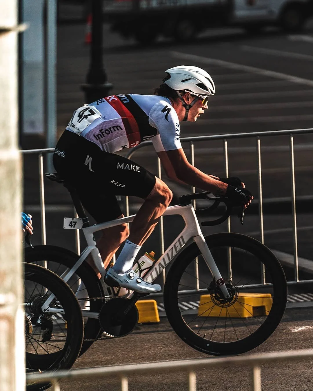 The field was stacked at yesterday's Elite Men's Crit. With hitters from big teams all hungry for the green and gold.

Our elite riders Steele and Kell went in with the mindset of giving it a good crack and to play things as they came. With only 2 riders in the line up this year, our DS Pat Lane decided to jump in and give it a red hot go! ♨️

Well done to @kellobrien for riding well and playing a big part in controlling the race. Kel finished in 4th place after trying to bridge to the 3 man break.
.
.
.
📸 @derekrebel_
InForm  @inform_melbourne
TM Insight  @tminsight
MAKE  @make.ventures
Specialized  @specialized_au
MAAP  @MAAP.CC
Quarq  @Quarq
FE Sports  @fe_sports
Wahoo Fitness  @wahoofitnessofficial 
SRAM  @sram_australia
100%  @ride100percent / @fe_sports
SKODA  @baysideskoda 
Pleysier Perkins  @pleysierperkins
Stannards  @stannards.accountants
Halcam  @halcam_plastering