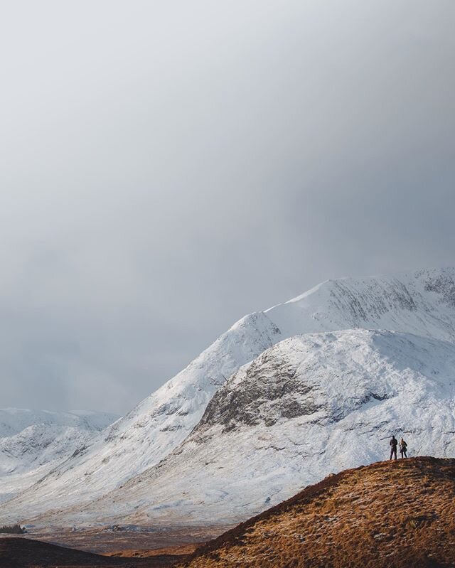 Do you ever think about how many strangers Instagram photos you&rsquo;re randomly in? Because I certainly do not know this couple standing on this hill.