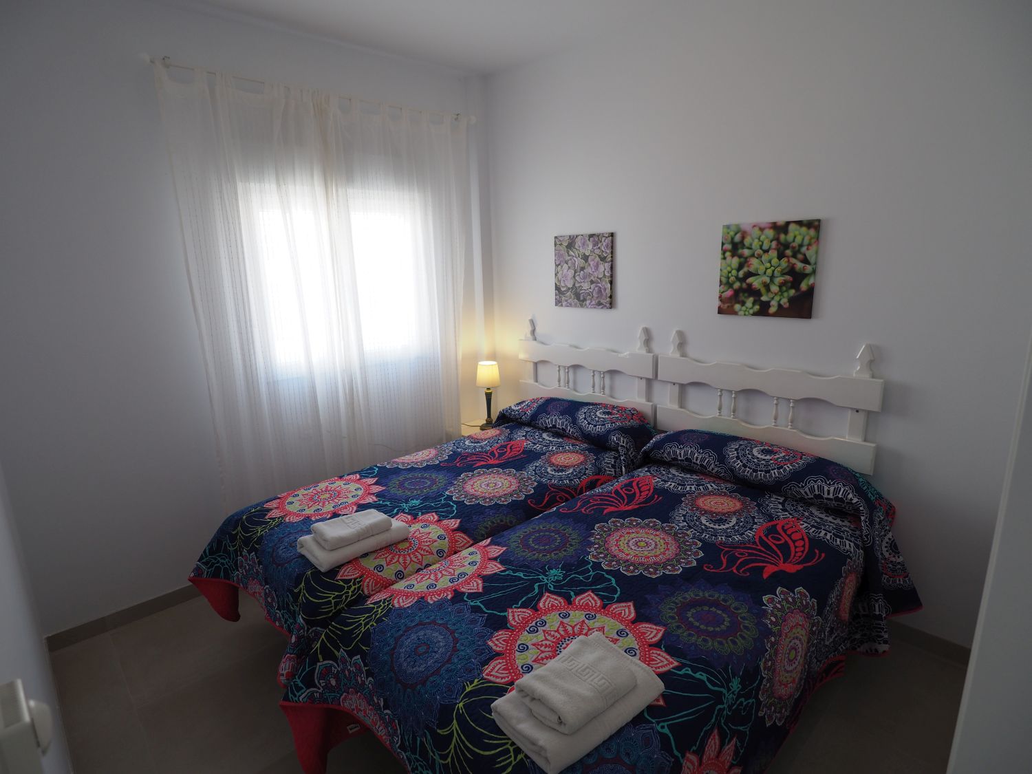 nerja-paradise-rentals-villa-bonilla-twin-bedroom-1.jpg