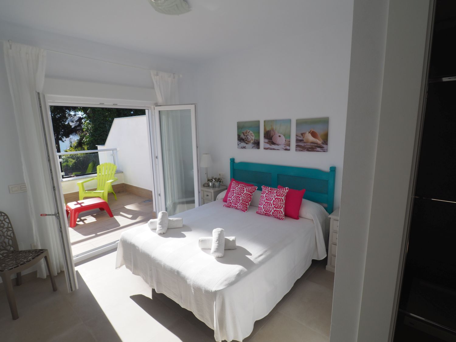 nerja-paradise-rentals-villa-catalina-bedroom-1.jpg
