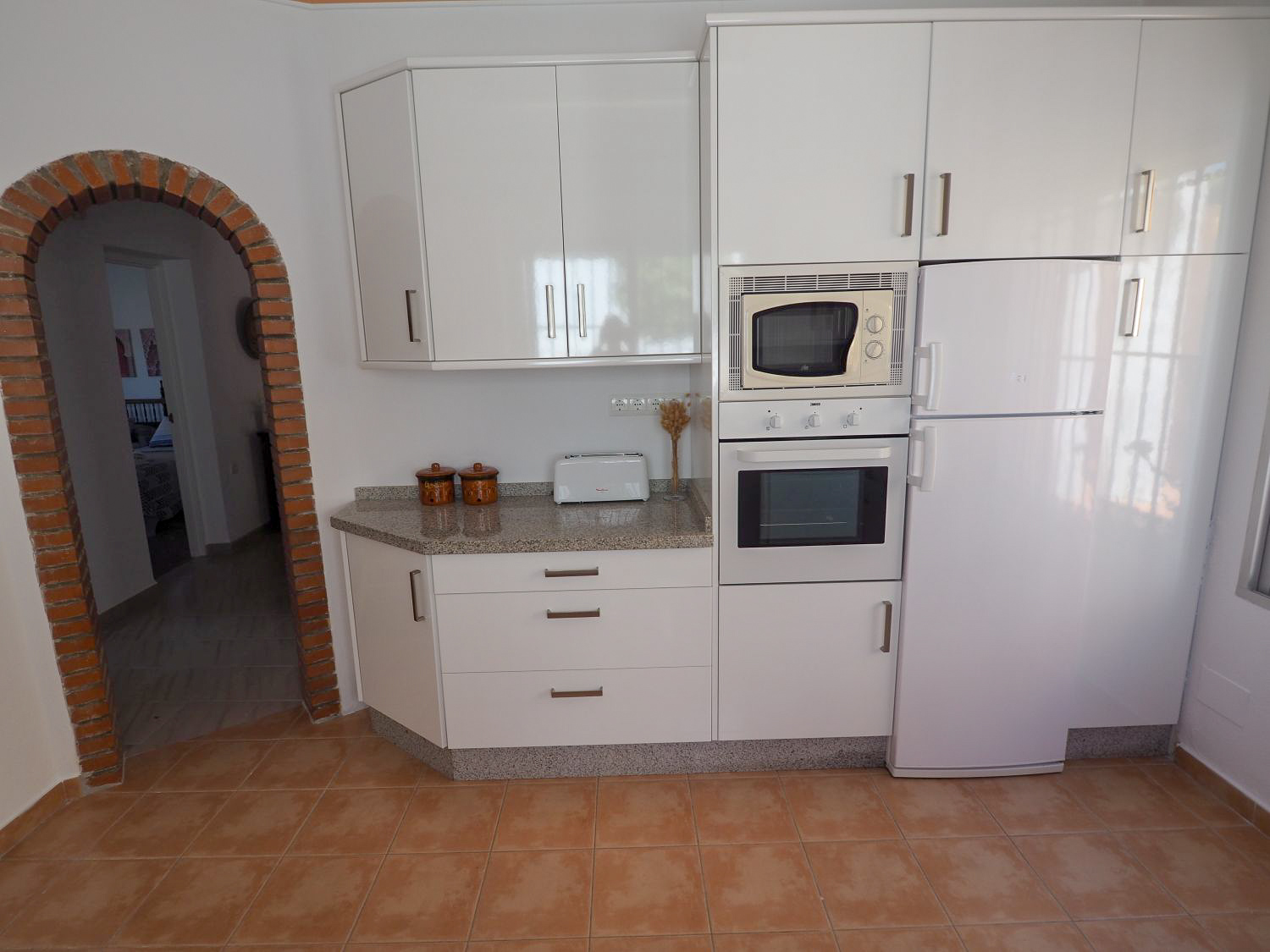 nerja-paradise-rentals-casa-del-barranco-kitchen-3.jpg