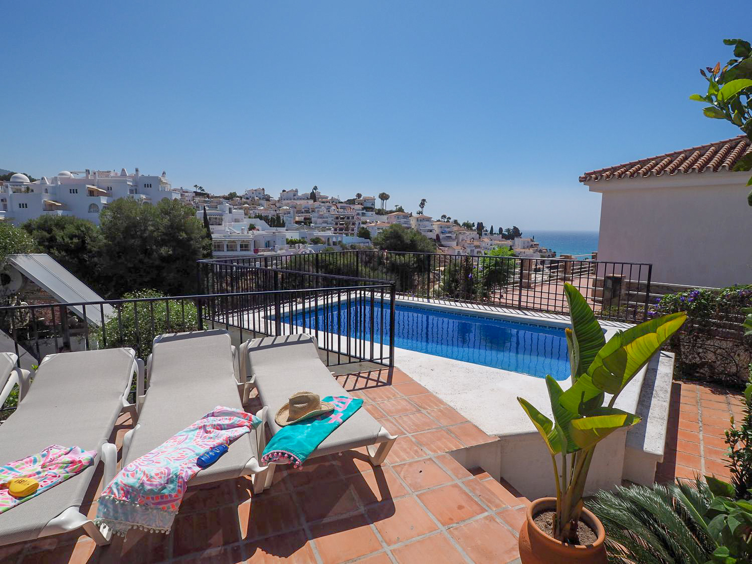 nerja-paradise-rentals-casa-del-barranco-sun-terrace-3.jpg