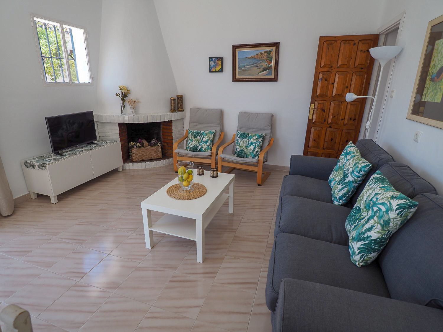 nerja-paradise-rentals-casa-del-barranco-living-room-4.jpg