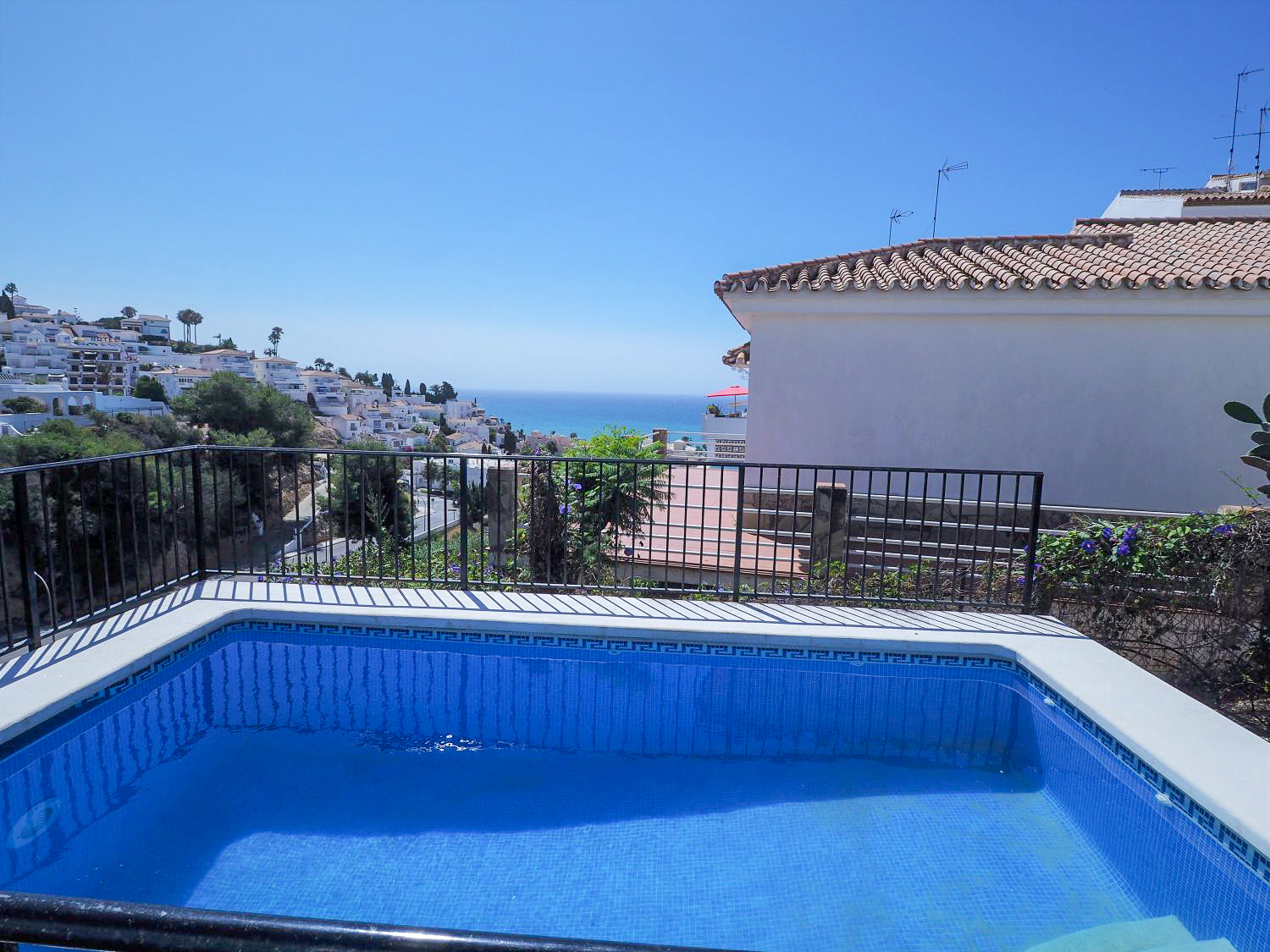 nerja-paradise-rentals-casa-del-barranco-private-pool-3.jpg